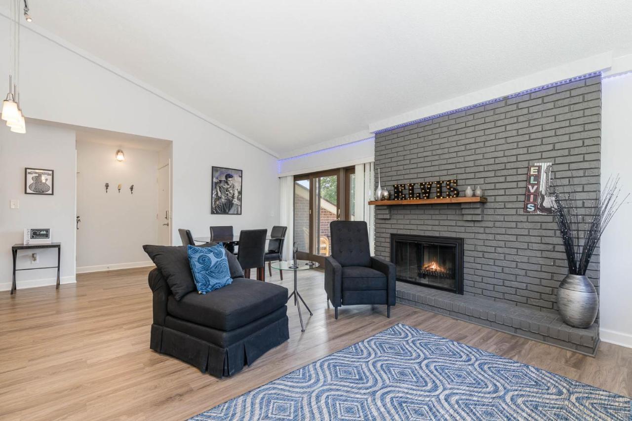 Large, Stunning Elvis Themed Condo,10 Min From Cvg Florence Bagian luar foto