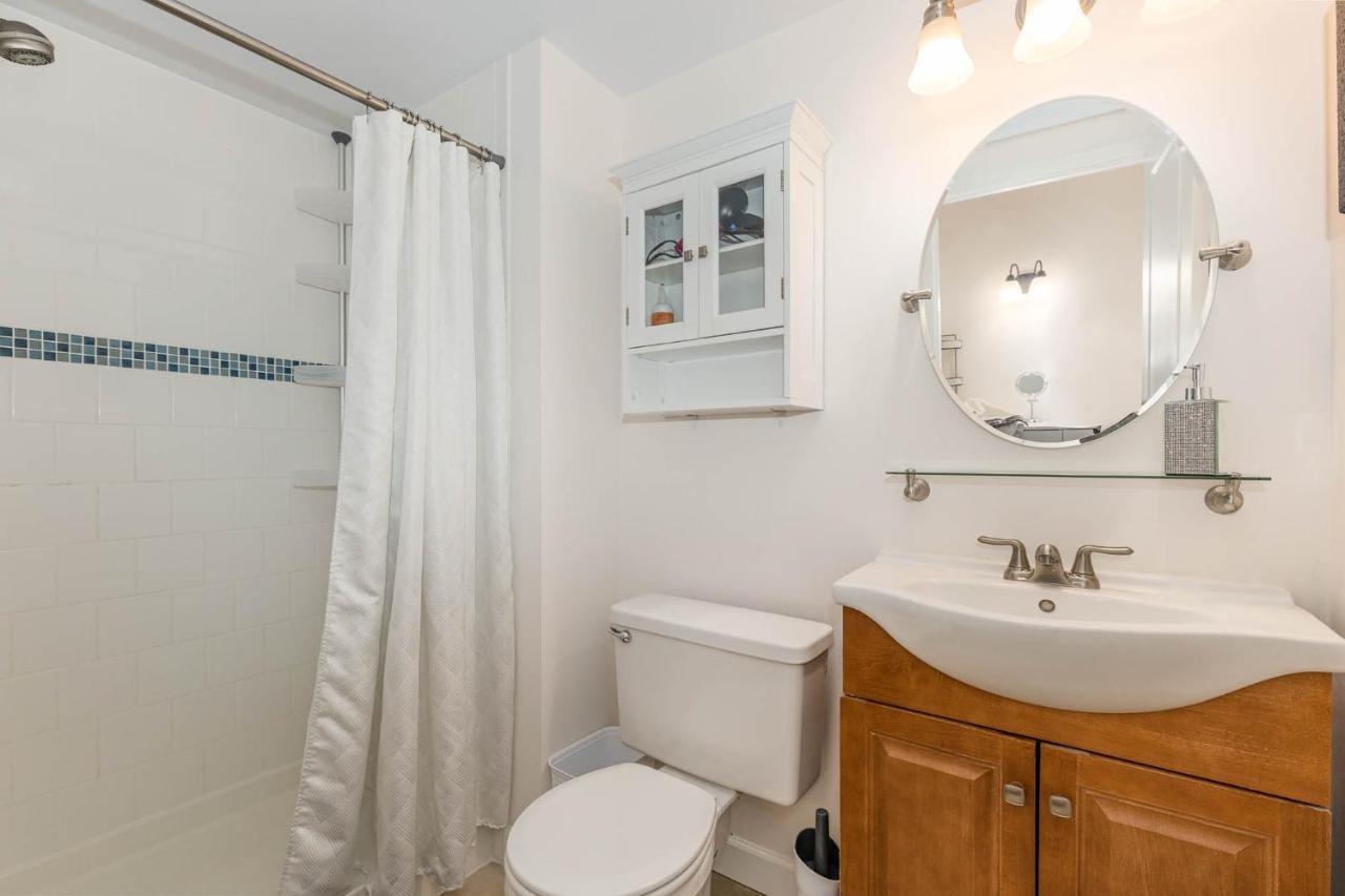 Large, Stunning Elvis Themed Condo,10 Min From Cvg Florence Bagian luar foto