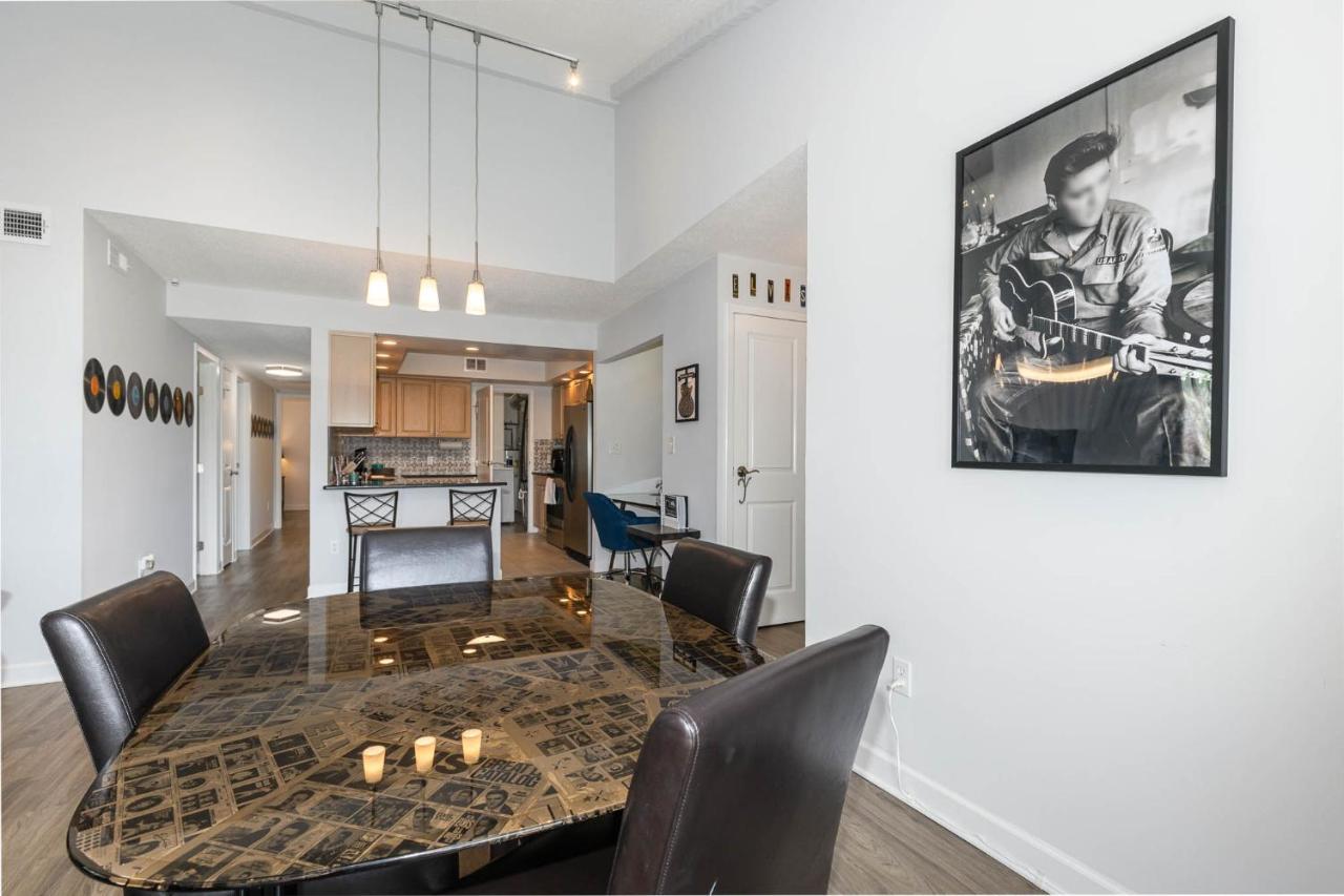 Large, Stunning Elvis Themed Condo,10 Min From Cvg Florence Bagian luar foto