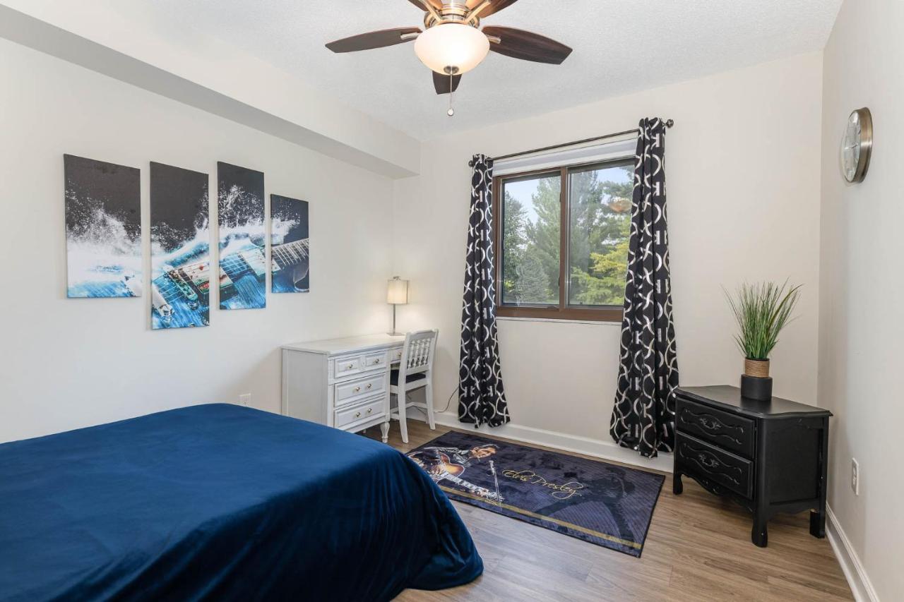 Large, Stunning Elvis Themed Condo,10 Min From Cvg Florence Bagian luar foto