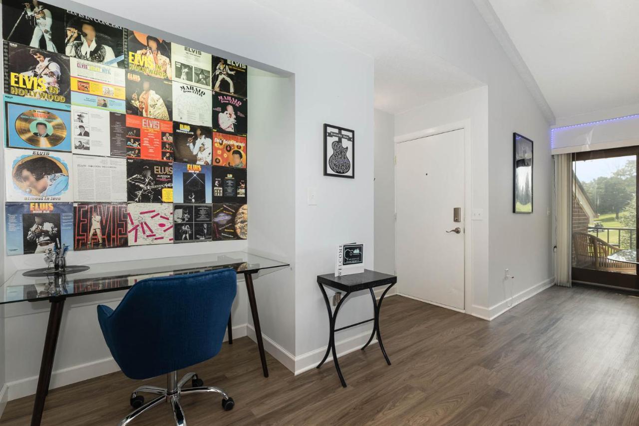 Large, Stunning Elvis Themed Condo,10 Min From Cvg Florence Bagian luar foto