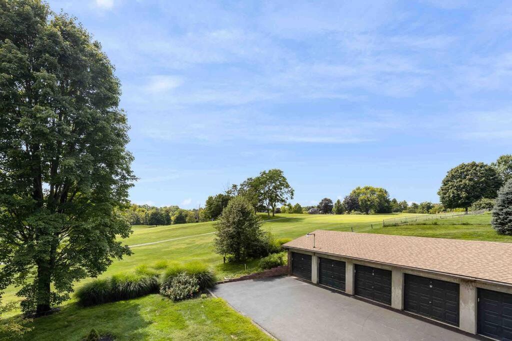 Large, Stunning Elvis Themed Condo,10 Min From Cvg Florence Bagian luar foto